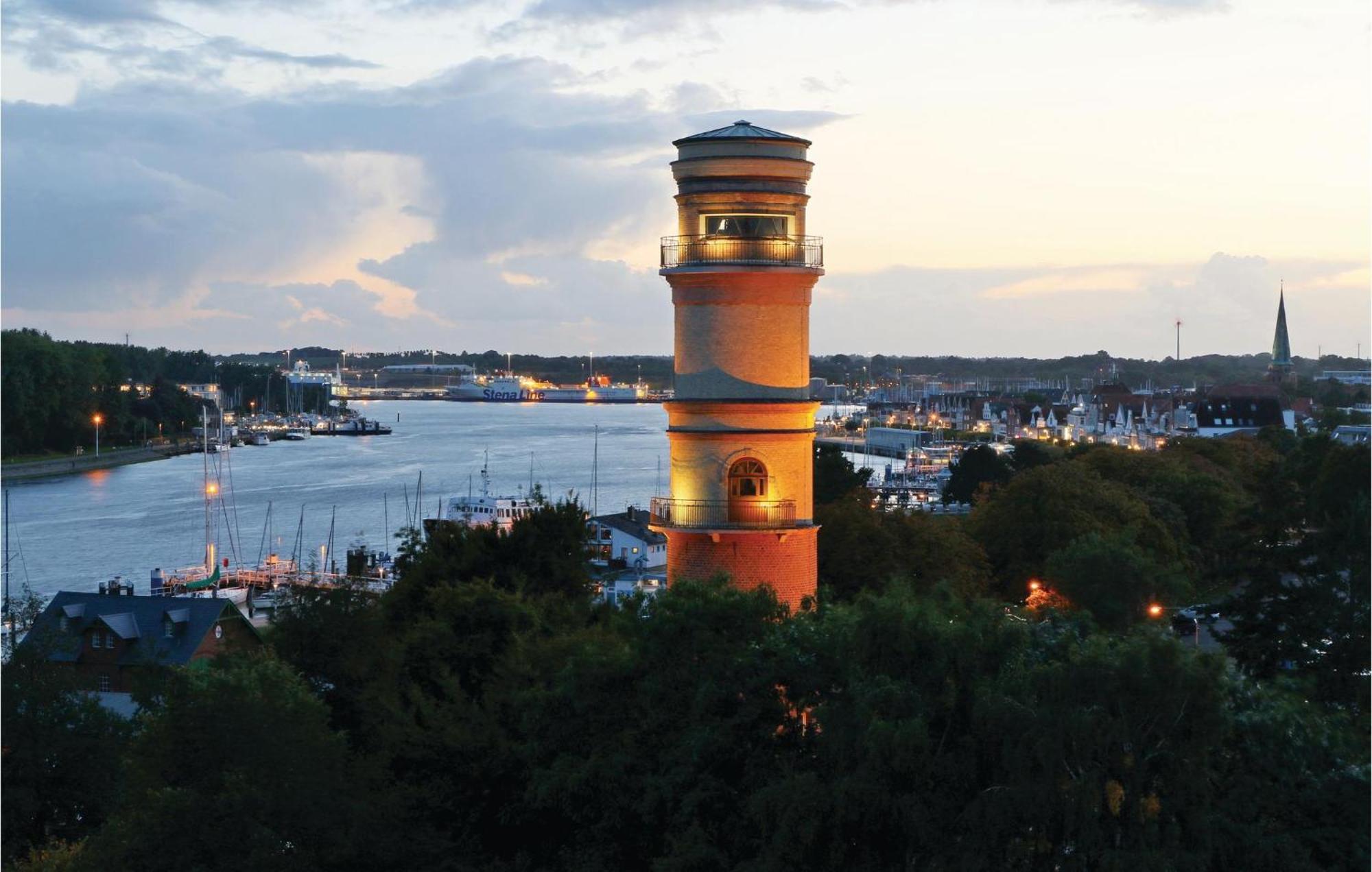1 Bedroom Amazing Apartment In Luebeck Travemuende エクステリア 写真