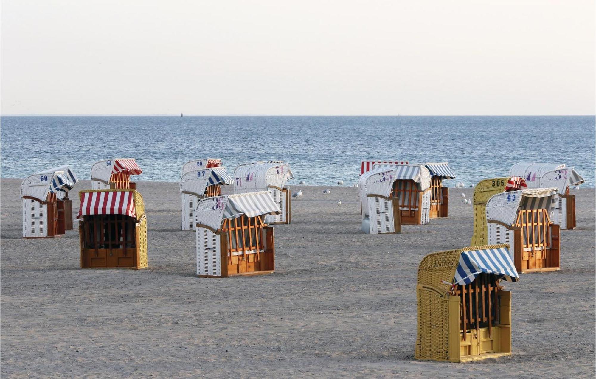 1 Bedroom Amazing Apartment In Luebeck Travemuende エクステリア 写真